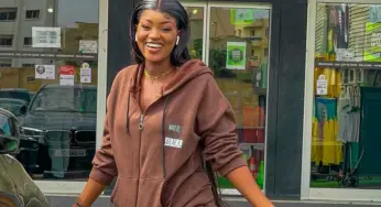 L’actrice Diarra alias Cathy dans la série « Virginie »