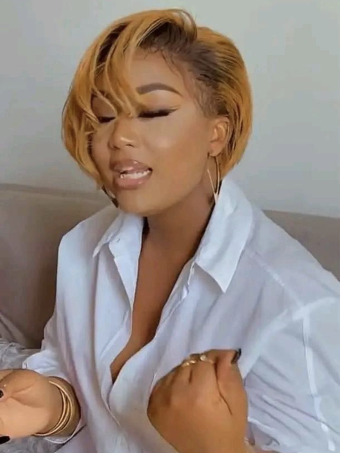 Muriel Blanche Afriseries