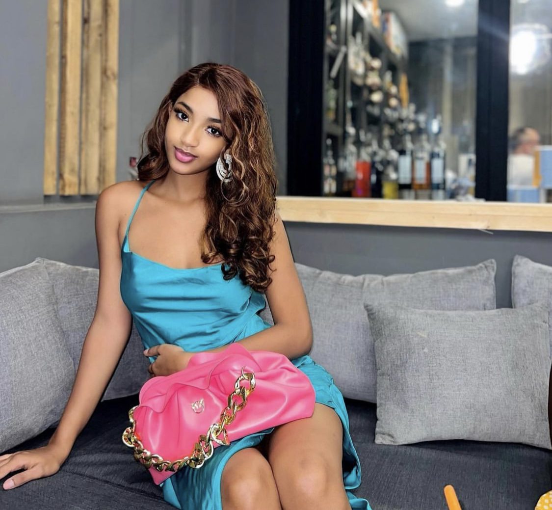 Jassmineuh influenceuse