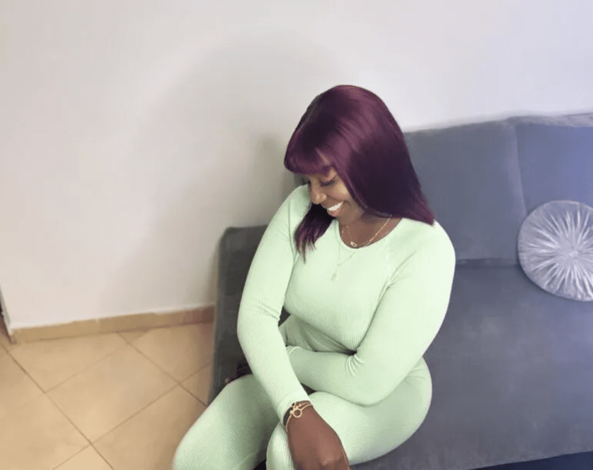 actrice Maman de la série "Un café avec…" 