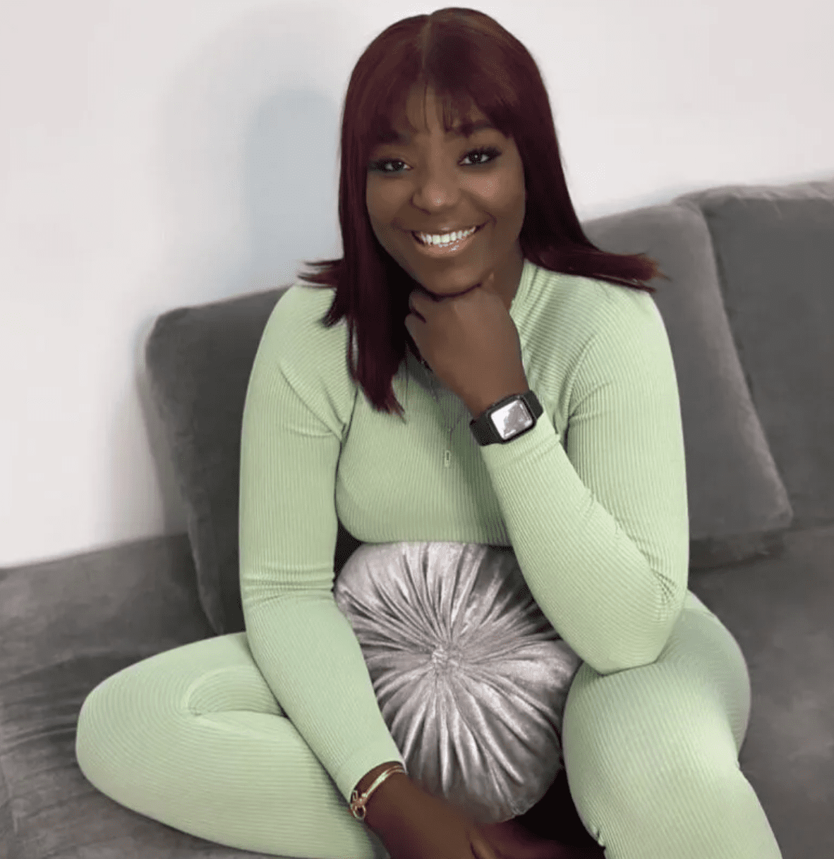 actrice Maman de la série "Un café avec…" 