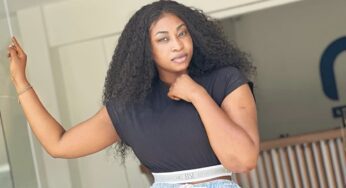 La magnifique actrice ivoirienne Kadhy Touré en mode jeans (Photos)